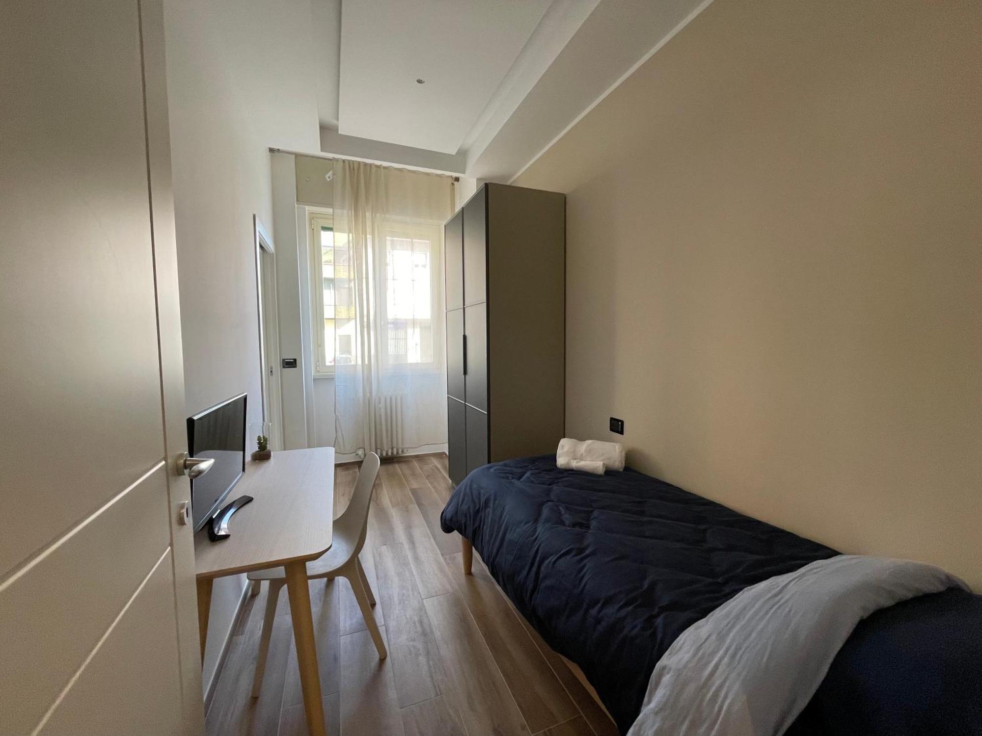 Apartment Guest *